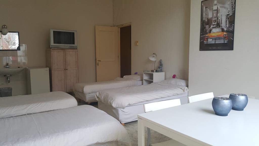 Hostel Eden